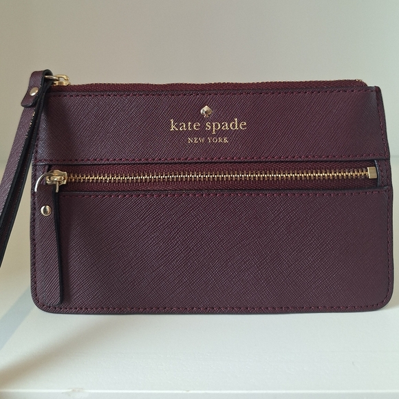 kate spade Handbags - NWOT Kate Spade Merlot Saffiano Leather Wristlet